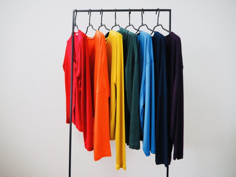 七つのチャクラと　7色のモチベーションTシャツ[身体に色のエネルギーを取り入れる]